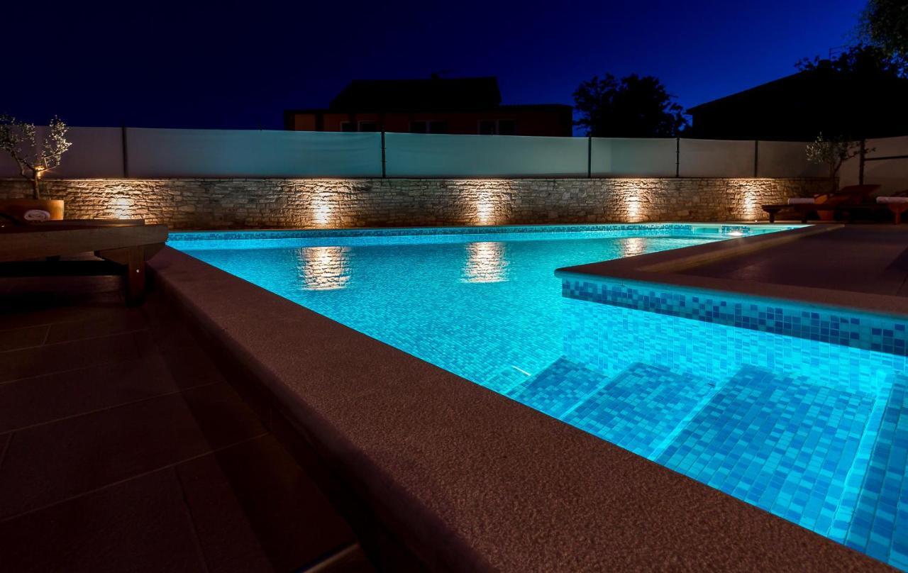 Holiday Home Villa Πούλα Δωμάτιο φωτογραφία